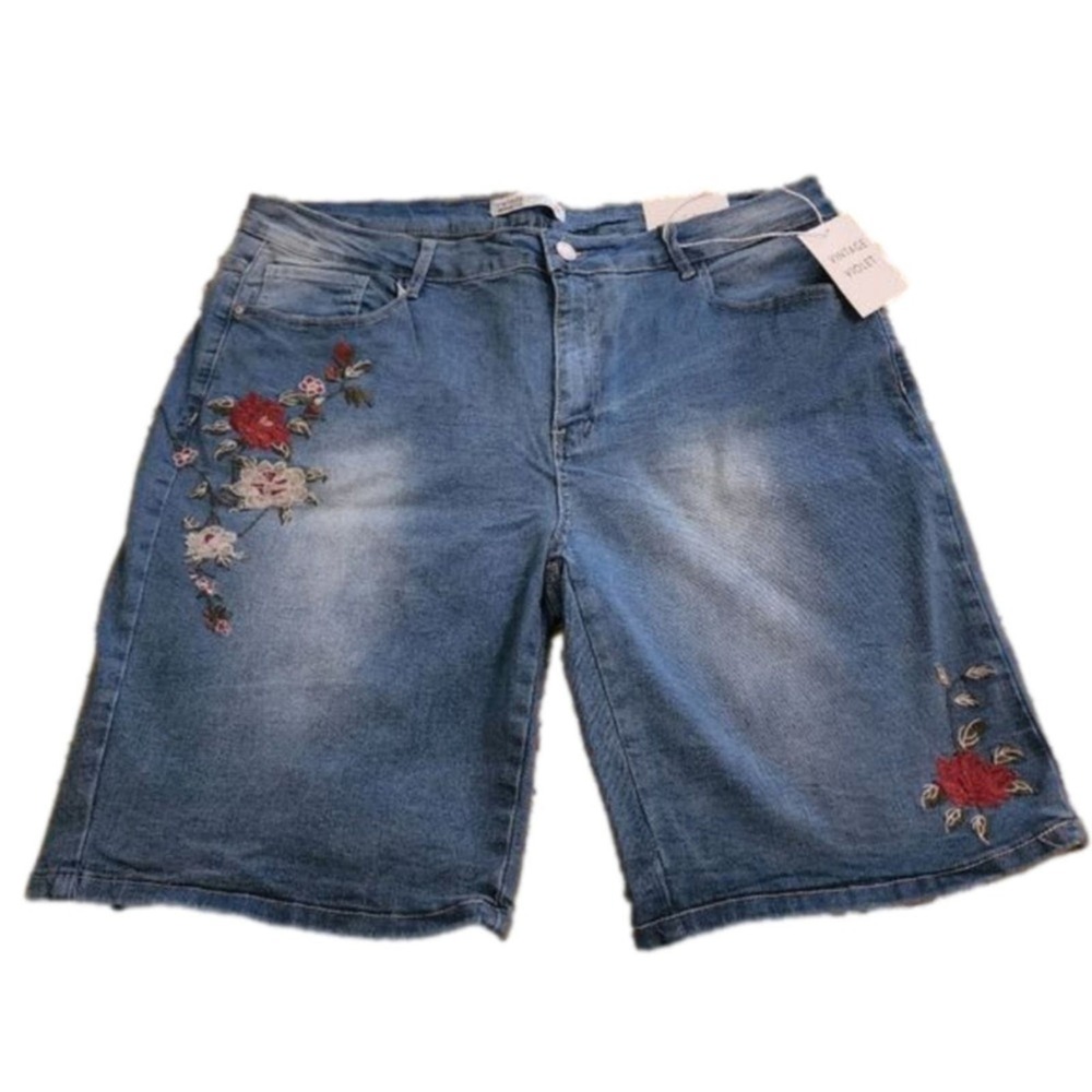VINTAGE violet floral embroidered Stretch‎ Jean Bermuda shorts plus size 24 new!